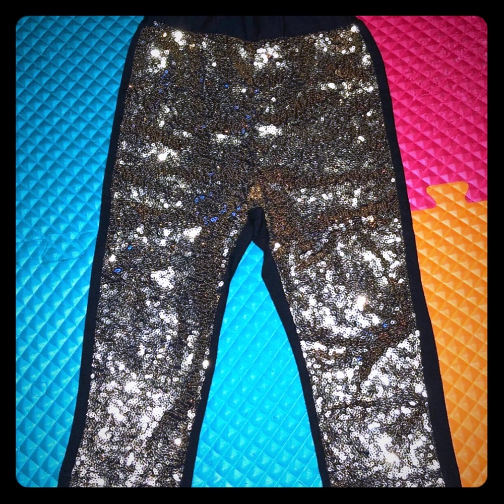 EUC: XS 12-18 MO Gold Sequin Leggings